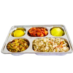 Cantonese rice-chicken-vegetables